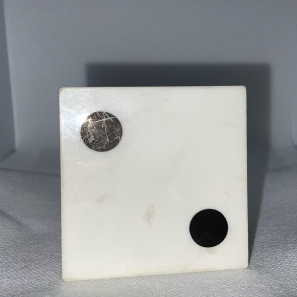 RARE VTG MOBIL GAS OIL DICE DIE PLASTIC PAPERWEIGHT NOVELTY AUTO MERCHANDISE - Picture 5 of 6